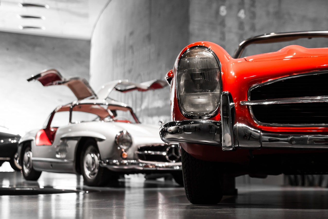 Mercedes Benz Museum Flügeltürer